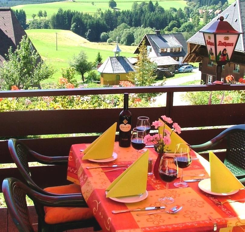 Hotel Landgasthof Adler Altenrond ภายนอก รูปภาพ