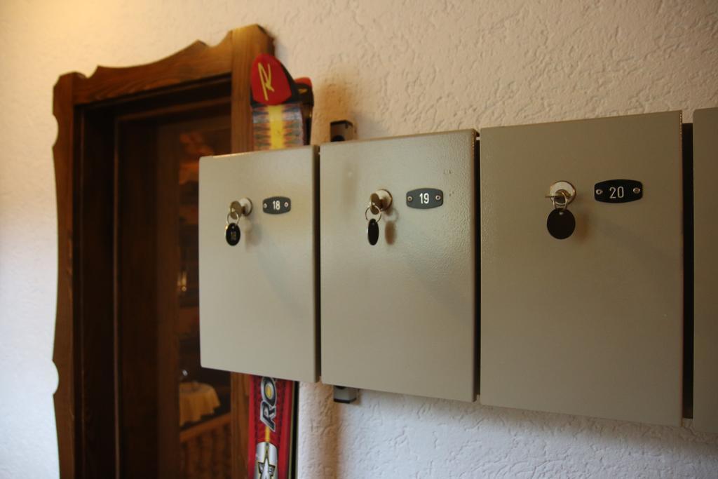 Hotel Landgasthof Adler Altenrond ภายนอก รูปภาพ