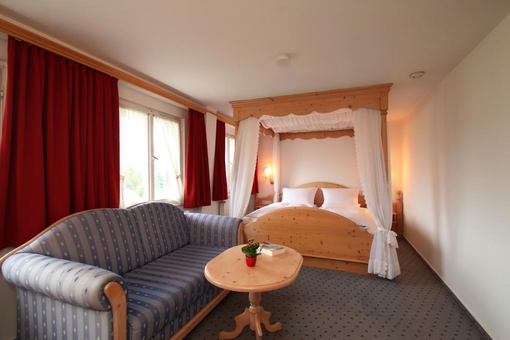 Hotel Landgasthof Adler Altenrond ภายนอก รูปภาพ